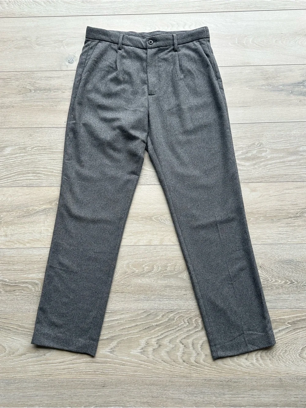 GAP Pleated Wool Blend Dress Pants 32x32 Gray Tapered Mens NWT